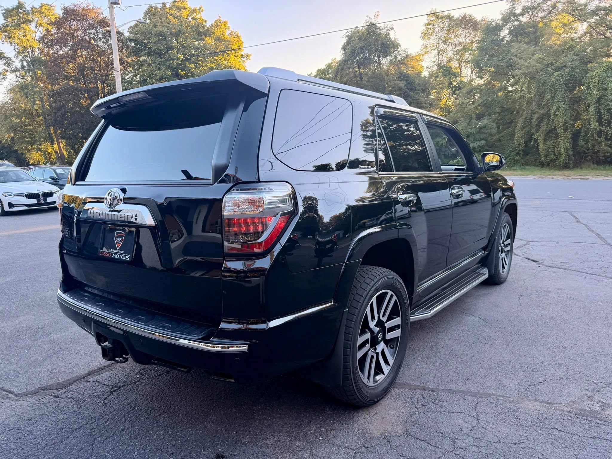 Used 2019 Toyota 4Runner Limited AWD/4WD image 6