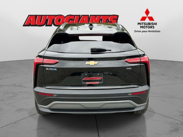Used 2024 Chevrolet Blazer EV LT AWD/4WD image 3