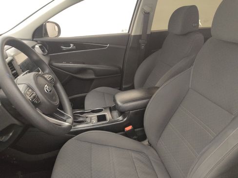 Used 2017 Kia Sorento L FWD image 17
