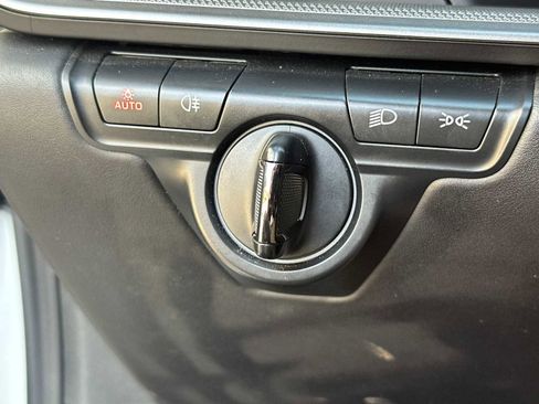 Certified 2022 Porsche 911 Targa 4S image 24