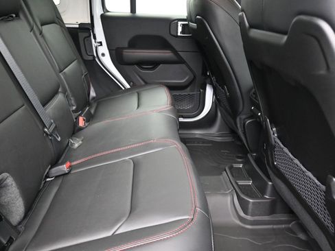 New 2026 Jeep Wrangler Unlimited Rubicon image 16