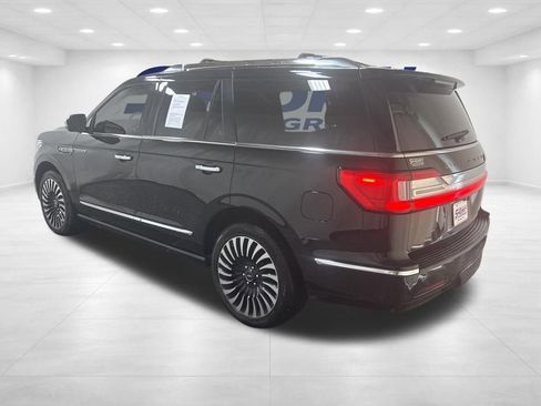 Used 2018 Lincoln Navigator Black Label w/ Cargo Package AWD/4WD image 9