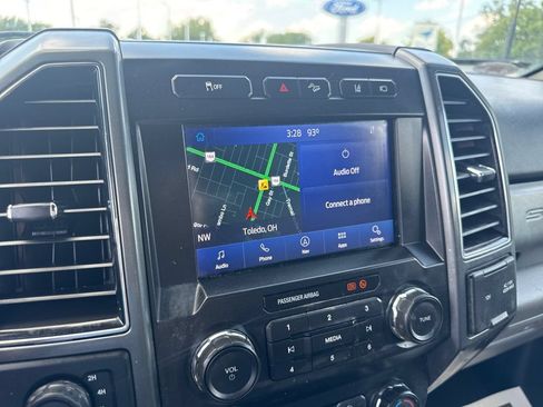 Used 2022 Ford F350 XLT w/ XLT Premium Package AWD/4WD image 35