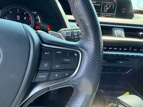 Used 2019 Lexus UX 200 F Sport w/ F Sport Premium Package FWD image 21