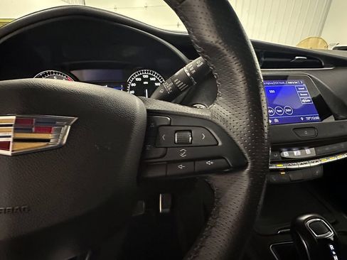Used 2019 Cadillac XT4 Sport w/ Cold Weather Package AWD/4WD image 38