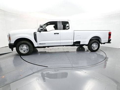 New 2026 Ford F350 XL w/ 360-Degree Camera Package RWD image 4