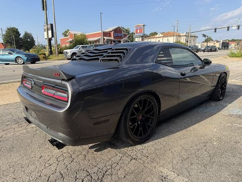 Used 2016 Dodge Challenger SRT w/ Technology Group RWD image 11