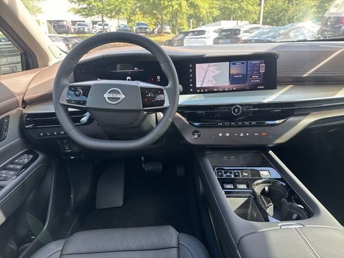 New 2025 Nissan Murano Platinum w/ Cargo Package image 2