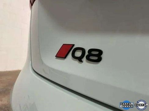 Used 2024 Audi Q8 e-tron Premium image 99