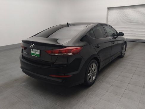 Used 2018 Hyundai Elantra SEL FWD image 9