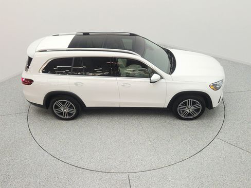 Certified 2026 Mercedes-Benz GLS 450 4MATIC image 25