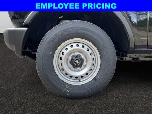 New 2026 Ford Bronco 4-Door AWD/4WD image 14