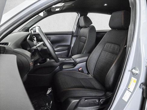 Used 2024 Honda HR-V Sport image 17