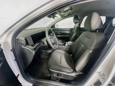 Used 2025 Hyundai Tucson SEL FWD image 13