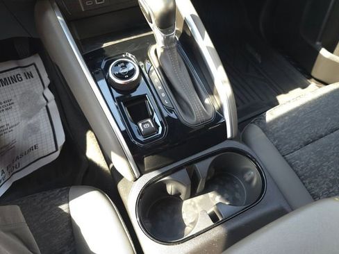 Used 2023 Chevrolet Colorado ZR2 image 13