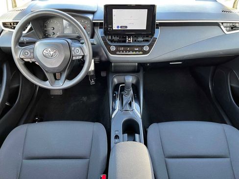 Used 2023 Toyota Corolla LE image 14