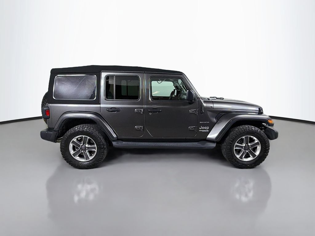 Used 2019 Jeep Wrangler Unlimited Sahara AWD/4WD image 5
