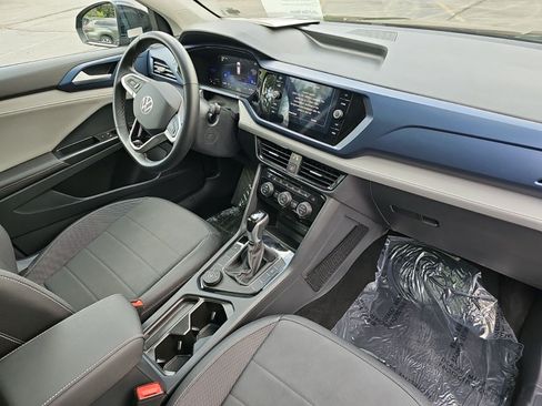 Used 2024 Volkswagen Taos SE AWD/4WD image 14
