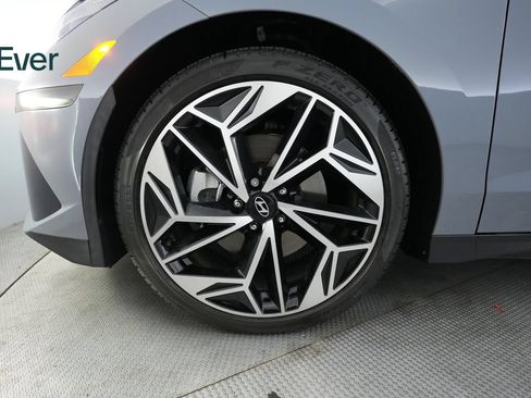 Used 2024 Hyundai Ioniq 6 Limited RWD image 19