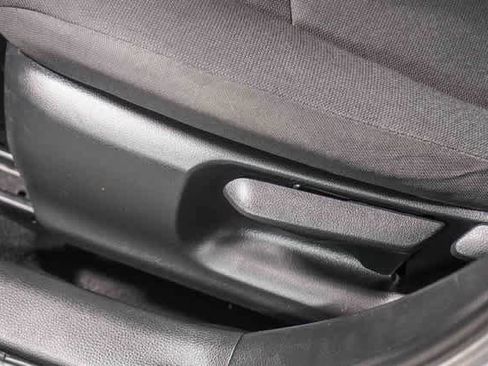 Certified 2022 Toyota Corolla LE image 23