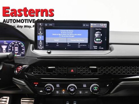 Used 2025 Honda Accord Sport image 12