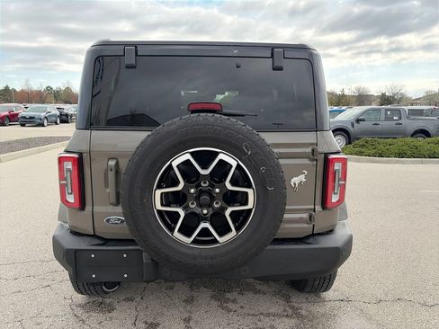 Used 2025 Ford Bronco Outer Banks AWD/4WD image 6