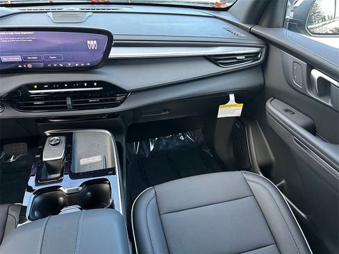 New 2026 Buick Enclave Preferred w/ Power Package image 19