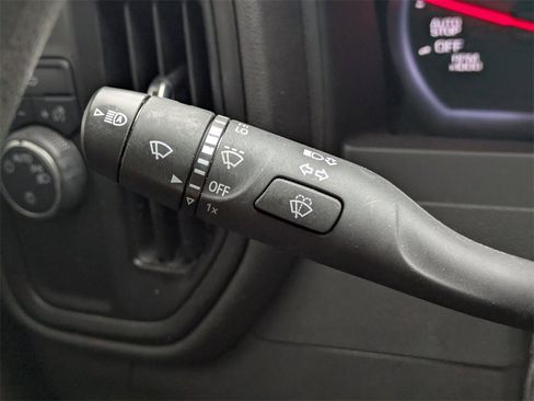 Used 2023 Chevrolet Silverado 1500 Custom image 24