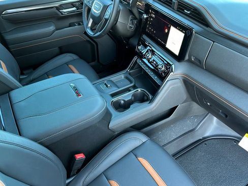 New 2026 GMC Sierra 3500 AT4 AWD/4WD image 13