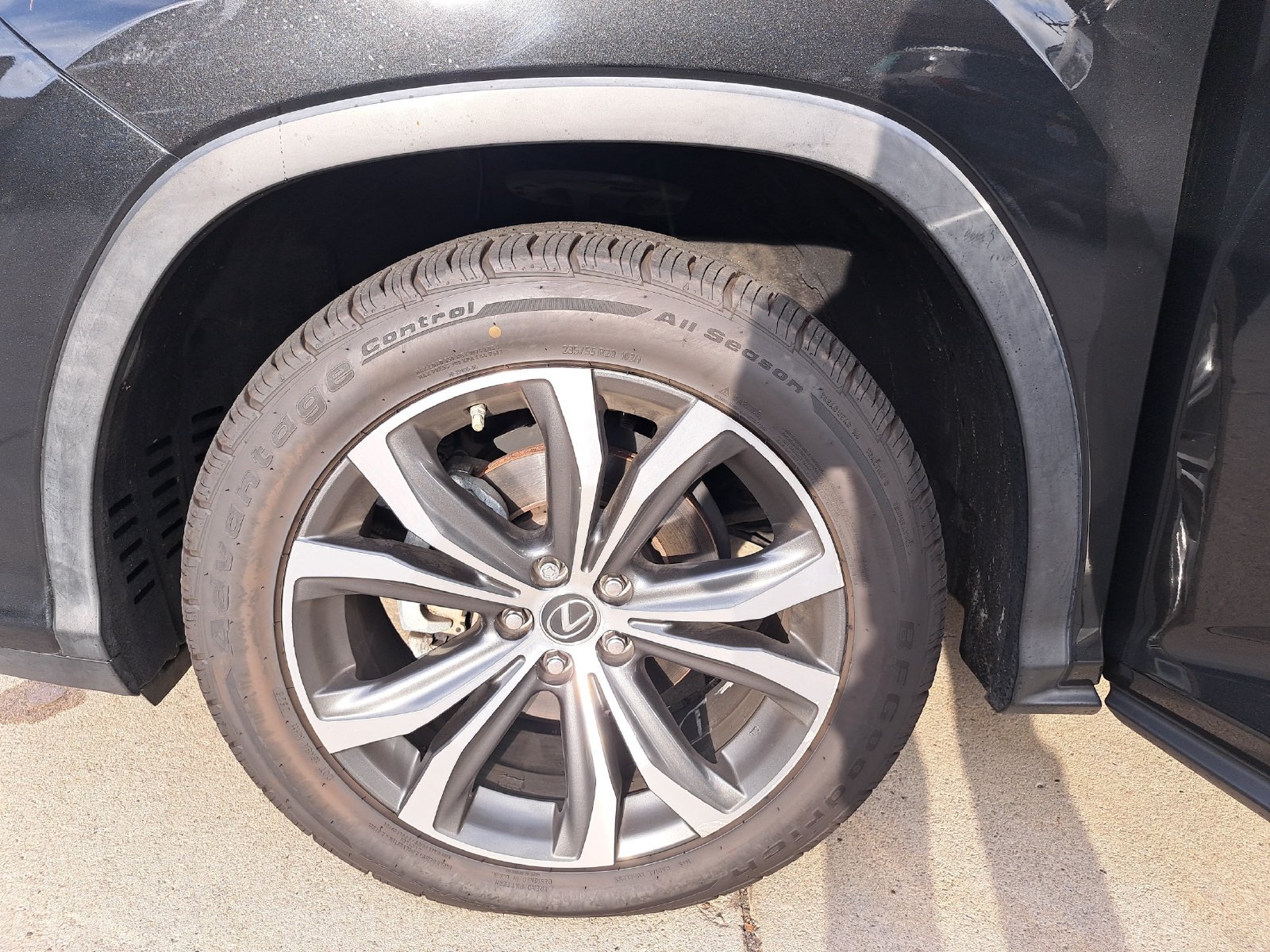 Used 2018 Lexus RX 450h AWD w/ Premium Package image 14