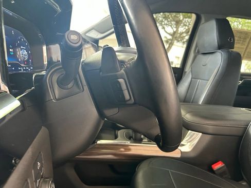 Used 2023 Chevrolet Silverado 1500 LT RWD image 44