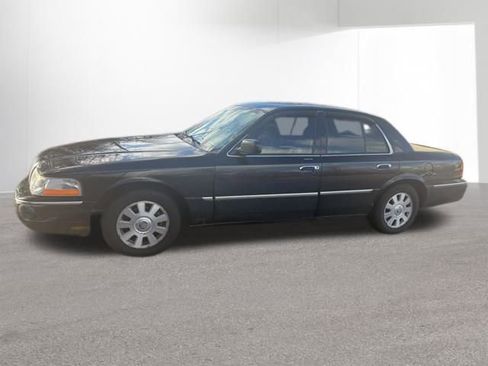 Used 2004 Mercury Grand Marquis LS image 2