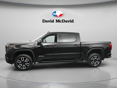 Used 2024 GMC Sierra 1500 AT4 w/ Technology Package image 6