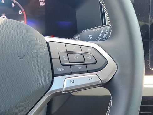 Certified 2025 Volkswagen Taos S FWD image 20