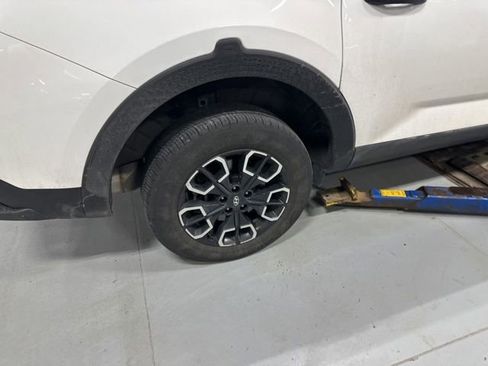 Used 2024 Hyundai Santa Cruz SEL w/ Activity Package image 13