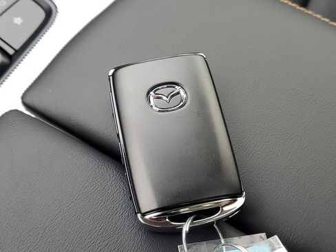 New 2026 MAZDA CX-90 3.3 Turbo w/ Preferred Package AWD/4WD image 32