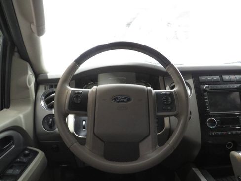 Used 2012 Ford Expedition Limited RWD image 18