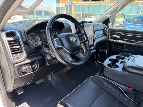 Used 2024 RAM 2500 Laramie AWD/4WD image 10