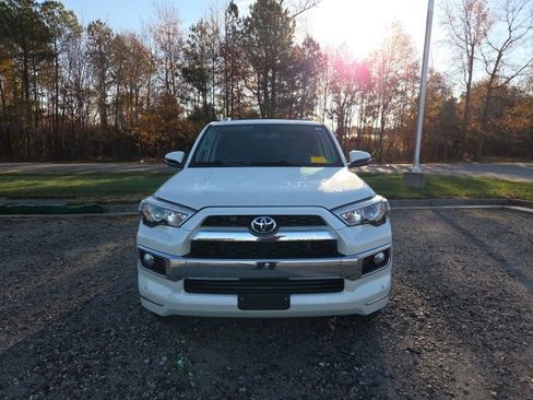 Used 2019 Toyota 4Runner Limited image 8