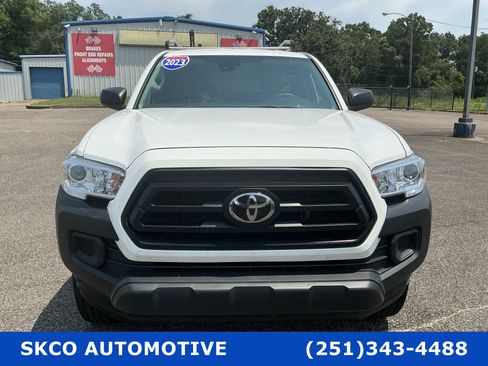 Used 2023 Toyota Tacoma SR RWD image 8