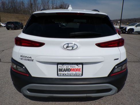 Used 2023 Hyundai Kona SEL w/ Convenience Package image 3