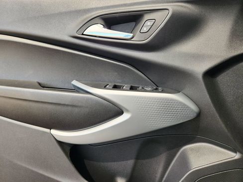 New 2026 Chevrolet Trax RS w/ Driver Confidence Package image 16