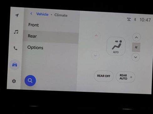 Used 2024 Toyota Highlander LE image 35