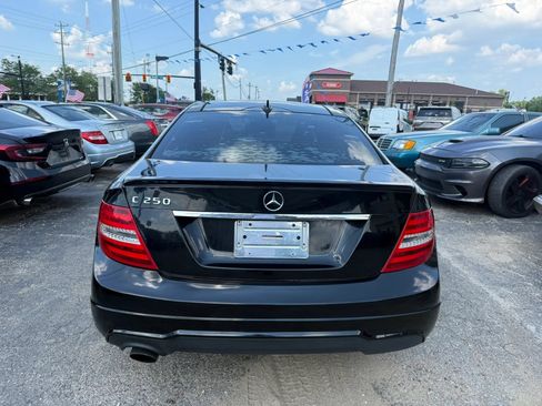 Used 2013 Mercedes-Benz C 250 Coupe image 5