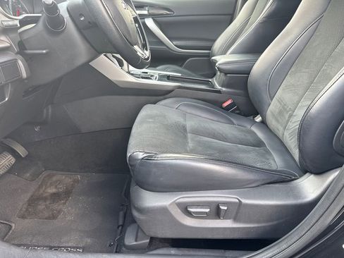 Used 2024 Mitsubishi Eclipse Cross SE image 10