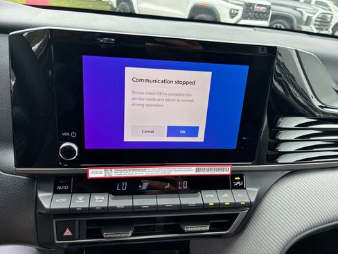 New 2026 Toyota Camry SE FWD image 25