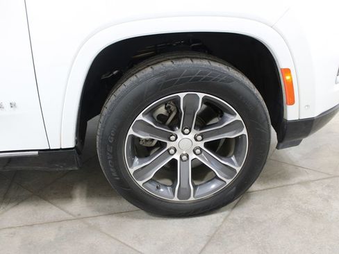Used 2023 Jeep Grand Wagoneer 4WD image 45