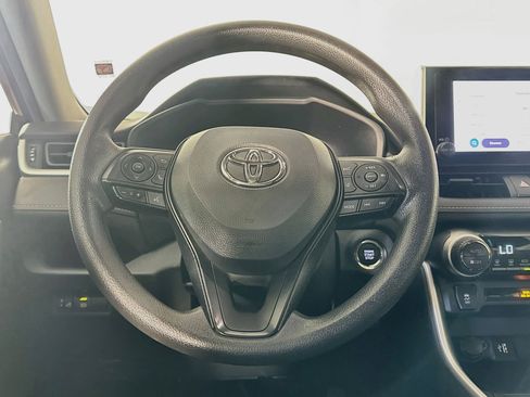 Used 2023 Toyota RAV4 XLE AWD/4WD image 18