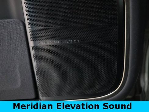 Used 2022 Rivian R1T Launch Edition image 39