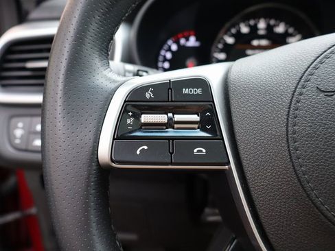 Used 2020 Kia Sorento SX image 16